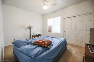 Photo #6: 2329441 Listing 