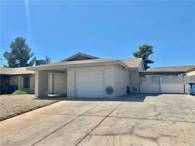 MLS: 2329448 Condo For Sale