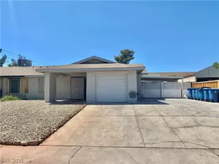 Photo #2: 2329448 Listing 