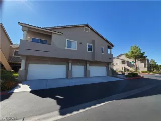 Photo #1: 2329477 Listing 