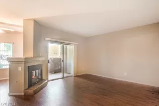 Photo #5: 2329513 Listing