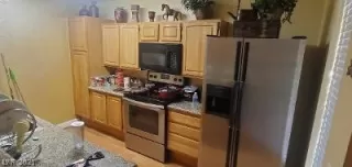 Photo #1: 2329526 Listing