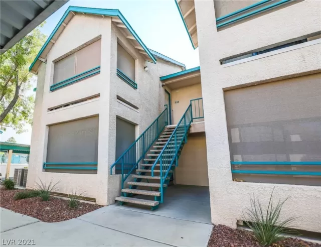 MLS: 2329547 Condo For Sale