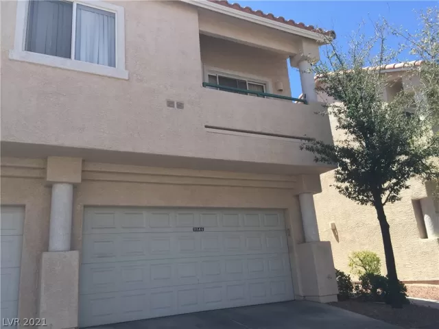 MLS: 2329581 Condo For Sale