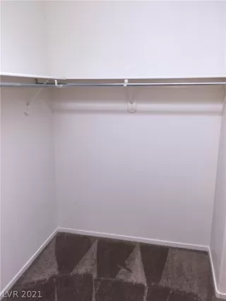 Photo #5: 2329581 Listing 