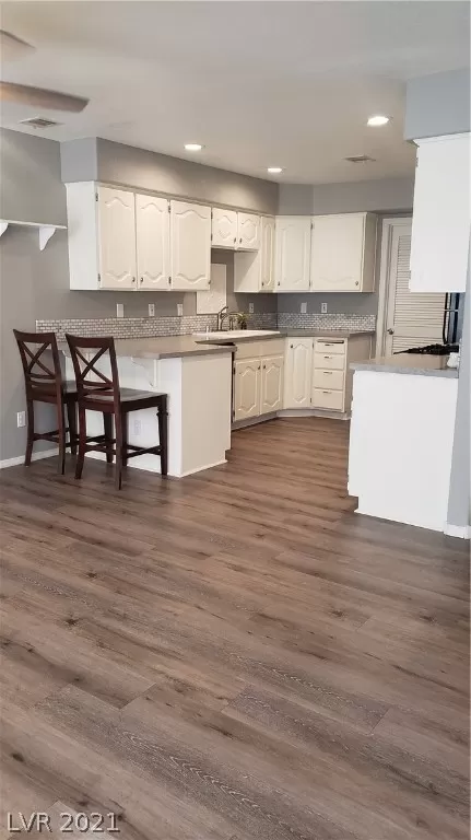 MLS: 2329623 Condo For Sale