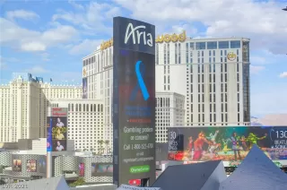 Photo #2: 2329646 Listing