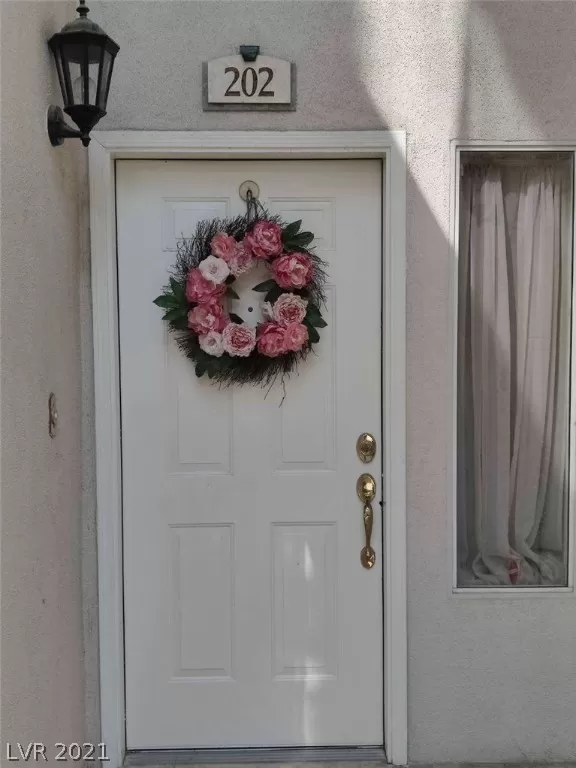 MLS: 2329691 Condo For Sale