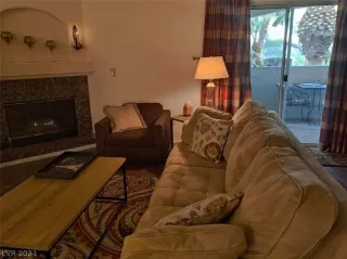 Photo #2: 2329691 Listing 