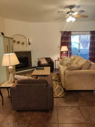 Photo #6: 2329691 Listing 