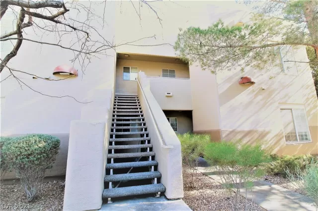 MLS: 2329708 Condo For Sale