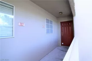 Photo #1: 2329708 Listing 