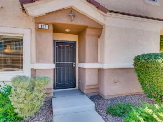 Photo #1: 2329761 Listing