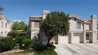 Photo #2: 2329777 Listing