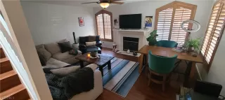 Photo #5: 2329777 Listing