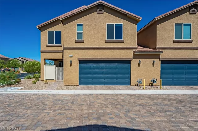 MLS: 2329778 Condo For Sale