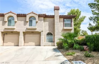 Photo #1: 2329818 Listing 