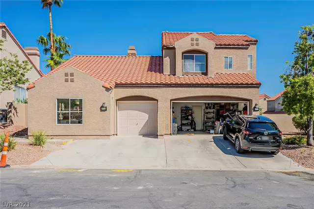 MLS: 2329825 Condo For Sale