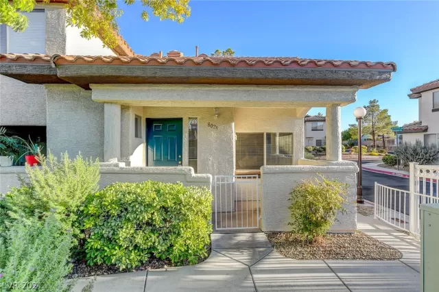 MLS: 2329857 Condo For Sale