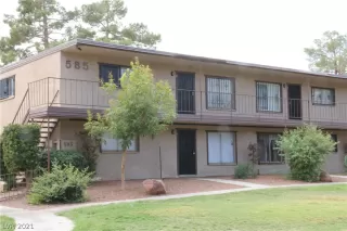 Photo #1: 2329869 Listing