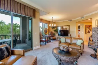 Photo #4: 2329894 Listing