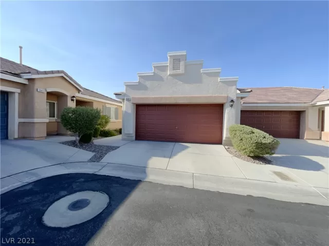 MLS: 2329901 Condo For Sale