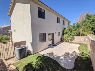 Photo #5: 2329995 Listing 