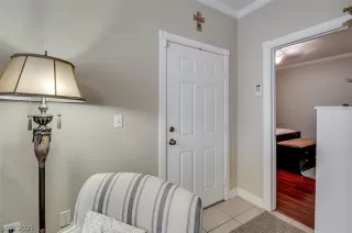 Photo #2: 2330031 Listing 