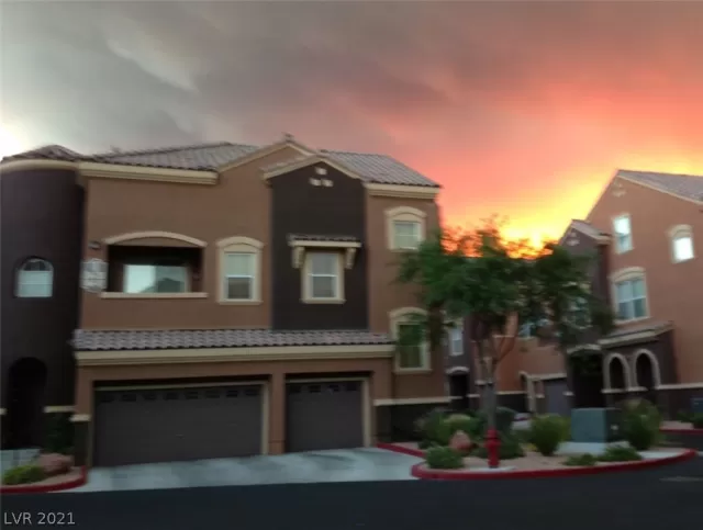 MLS: 2330038 Condo For Sale