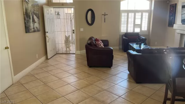 MLS: 2330043 Condo For Sale