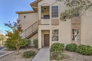 Photo #2: 2330060 Listing