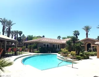 Photo #3: 2330070 Listing