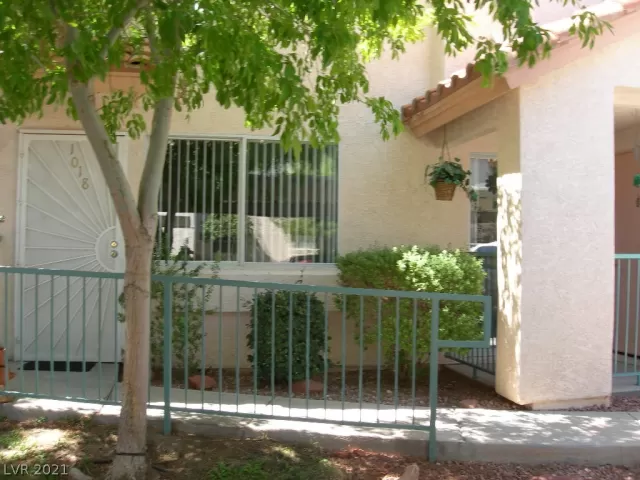 MLS: 2330072 Condo For Sale