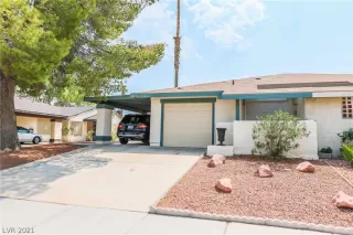 Photo #2: 2330097 Listing