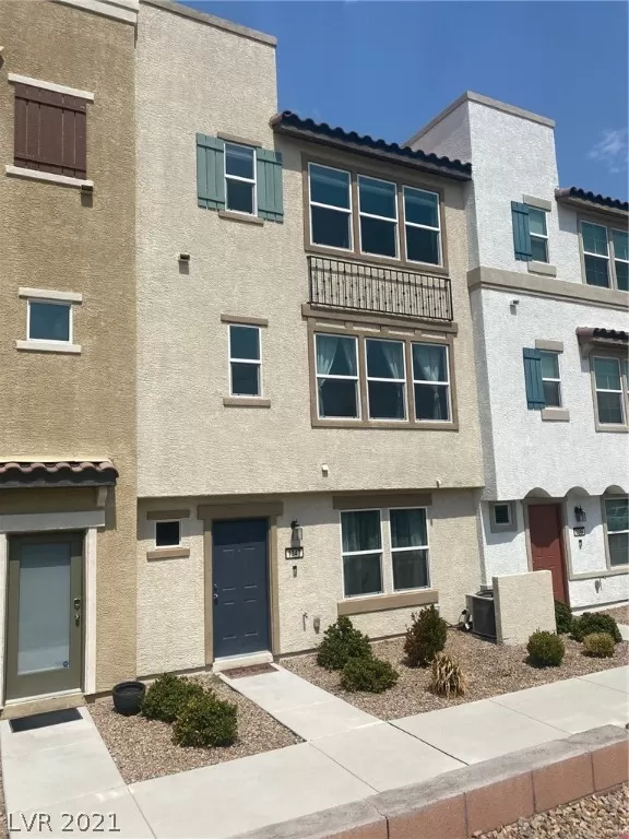 MLS: 2330170 Condo For Sale