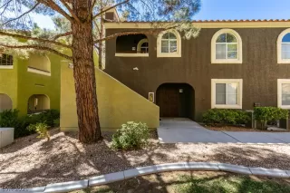 Photo #2: 2330172 Listing