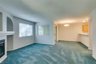 Photo #3: 2330172 Listing