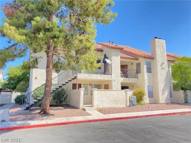 MLS: 2330227 Condo For Sale