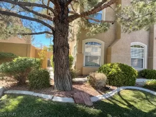 Photo #2: 2330277 Listing