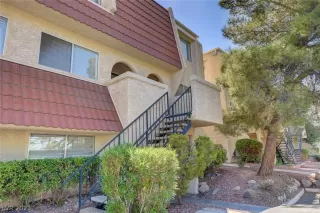 Photo #4: 2330283 Listing 