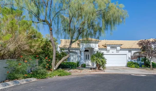 MLS: 2330314 Condo For Sale