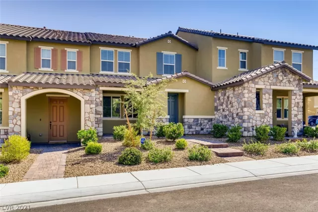 MLS: 2330326 Condo For Sale