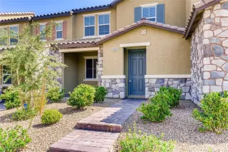 Photo #1: 2330326 Listing