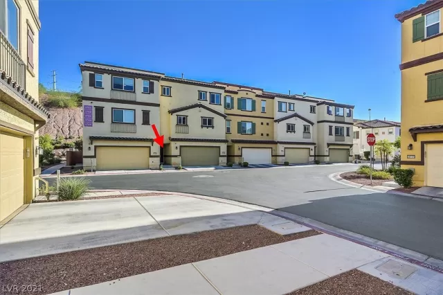 MLS: 2330333 Condo For Sale