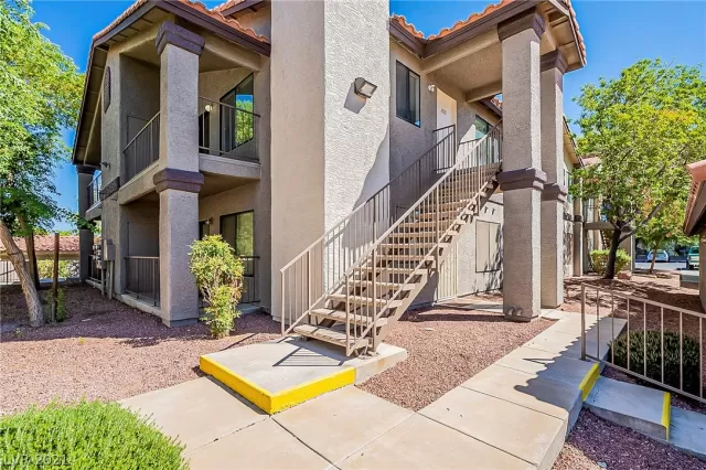 MLS: 2330344 Condo For Sale