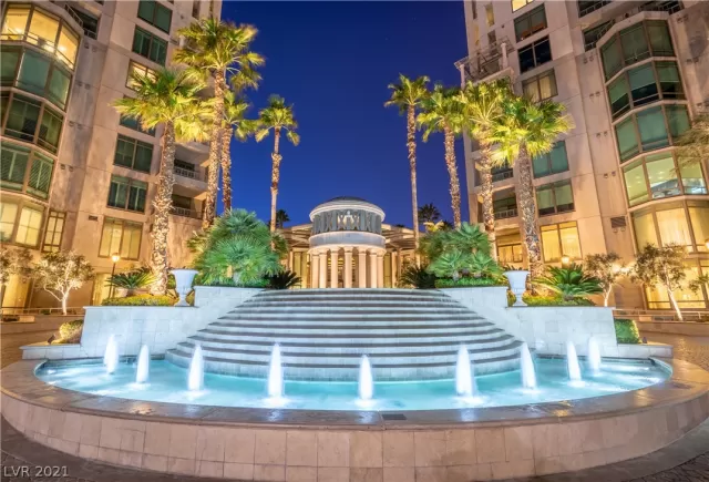 MLS: 2330354 Condo For Sale