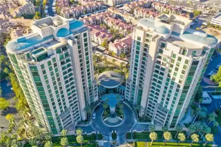 Photo #4: 2330354 Listing