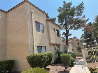 Photo #2: 2330372 Listing 