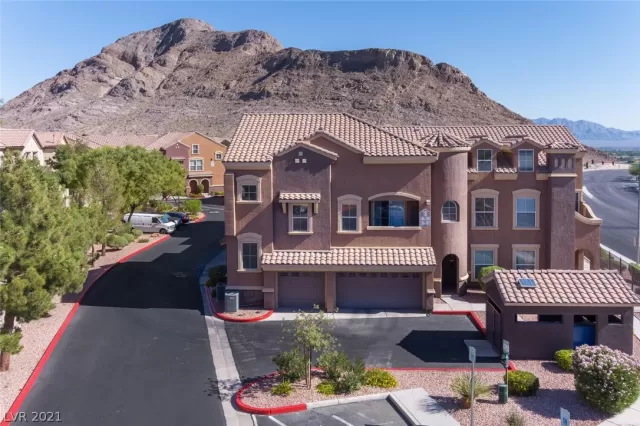 MLS: 2330378 Condo For Sale