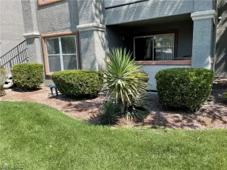 Photo #2: 2330408 Listing